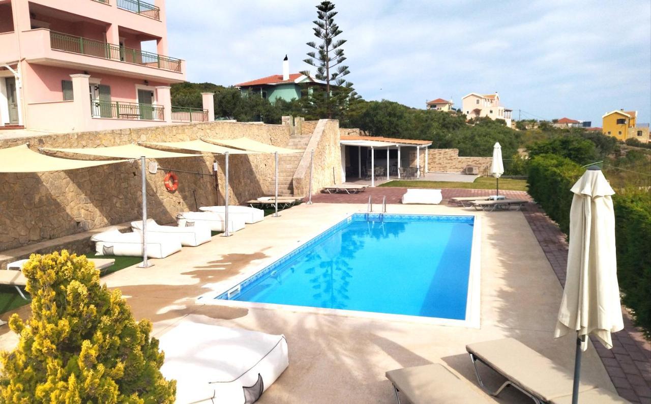 Lagoon View Apartments - Adults Only لاسي المظهر الخارجي الصورة