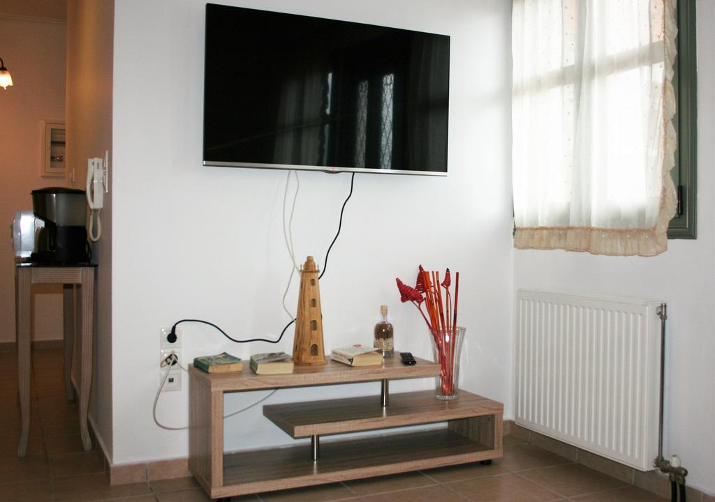 Lagoon View Apartments - Adults Only لاسي المظهر الخارجي الصورة