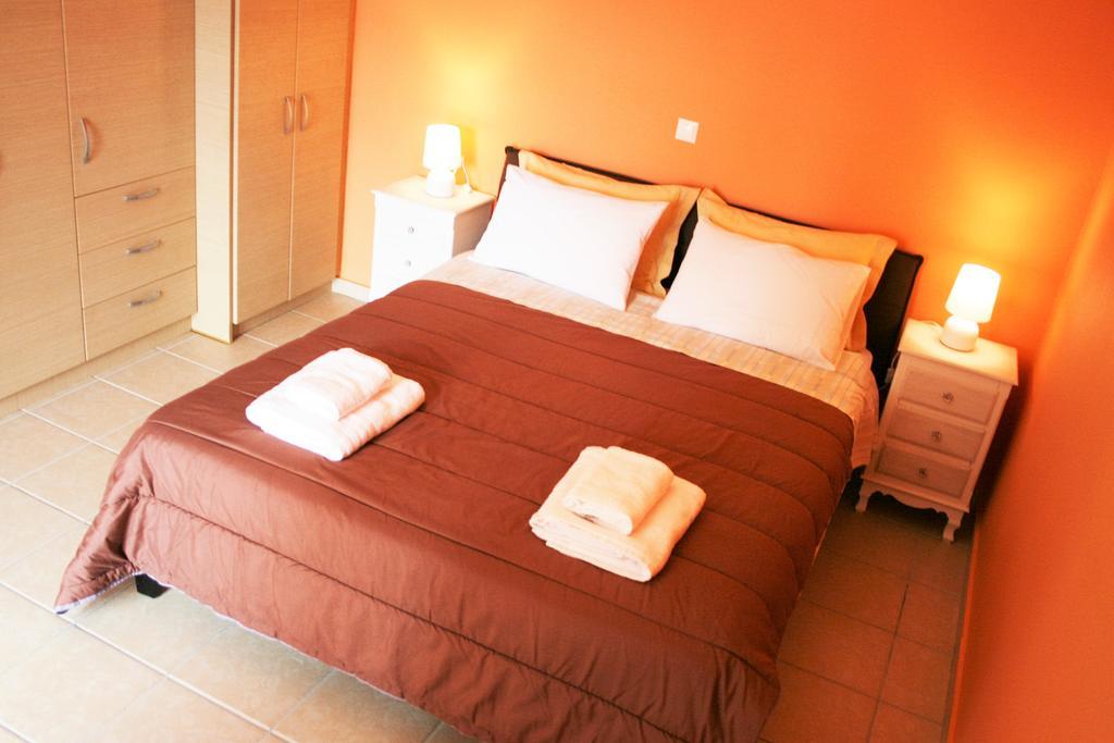 Lagoon View Apartments - Adults Only لاسي المظهر الخارجي الصورة